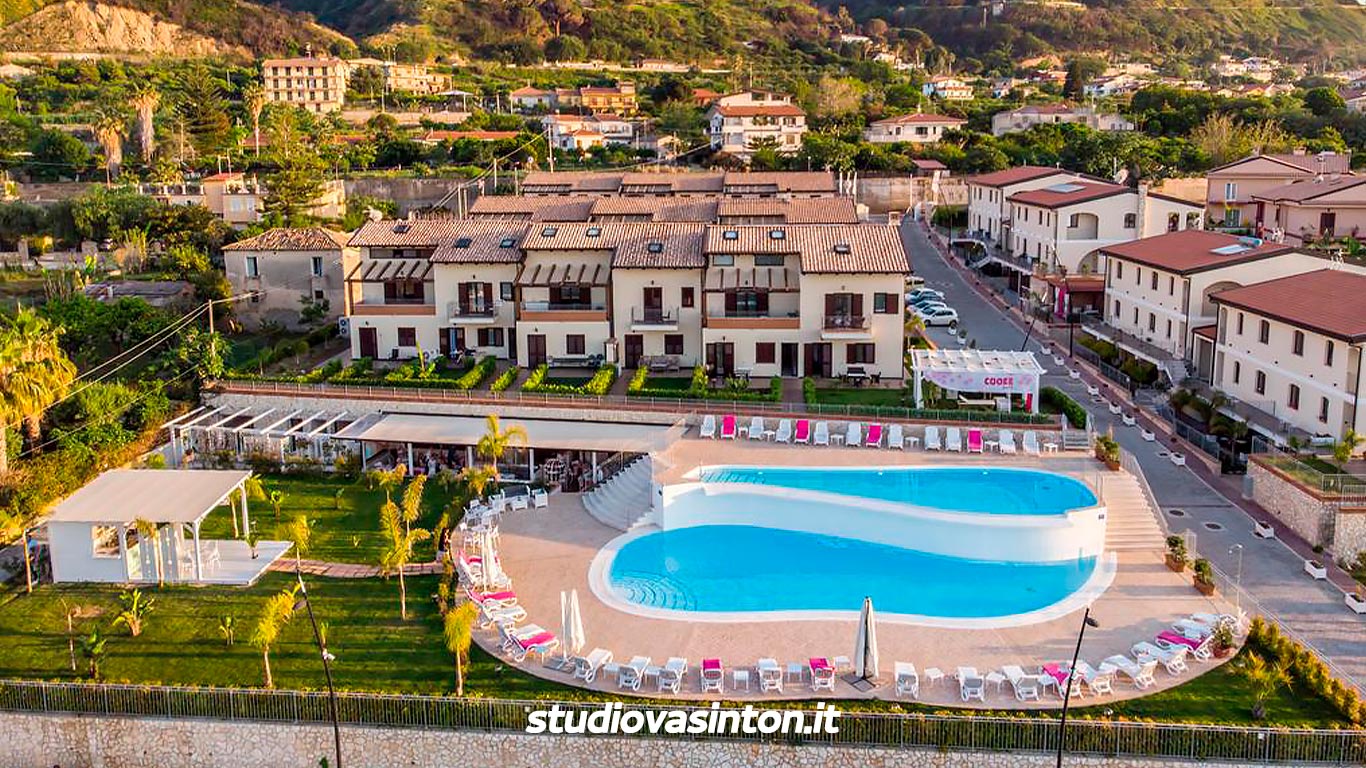 Condominio Michelizia Tropea Resort: Amministratore Studio Vasinton di Diego Vasinton Condominio Michelizia Tropea Resort: Amministratore Studio Vasinton di Diego Vasinton